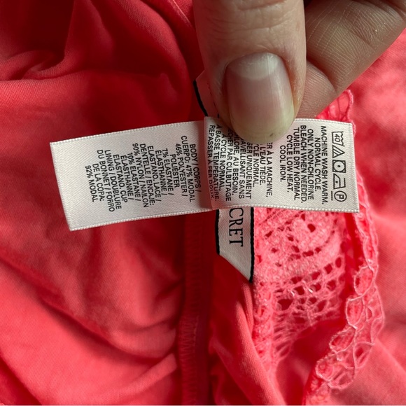 🎉HP🎉 VS Slip Dress - Picture 11 of 11